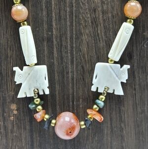 80's Glass Carved Bone Jade Necklace Elephant Beaded Statement Fashion Jewelry